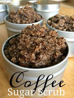 Coffee Body Scrub Recipe, Coffee Scrub Recipe, Homemade Coffee Scrub, Coffee Sugar Scrub, Diy Body Scrub Recipes, Body Scrub Recipe, Scrub Corpo, Coffee Body Scrub, Sugar Scrub Recipe