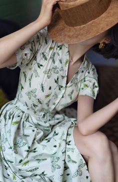 Insect specimen strap long dress – remulia Japan Lookbook, Insect Dress, Insect Specimen, Casual Work Style, Dandelion Dress, Bug Dress, 1940s Fashion Dresses, The Plague, Digital Marketing Strategies