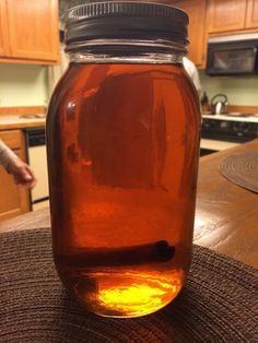 5 Moonshine Recipes You’ll Be Over-The-Moon About! Apple Pie Moonshine Recipe, Homemade Moonshine, Apple Pie Moonshine, Famous Drinks, Moonshine Still