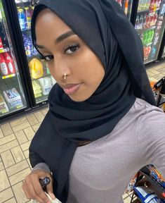 Black Hijabi Girl, Cute Nose Piercings, Maquillage On Fleek, Headwrap Tutorial, Head Scarf Styles, Women Bride, Muslim Women Fashion, Beautiful Curly Hair, Christian Fashion