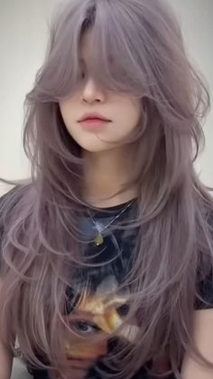 #haircolor #wolfcuthairstyle #wolfcut Wolf Hair Styling, Wolf Haircut No Bangs, Wolf Cut Short Grunge, Wolfcut Asian Girl Hair, Long Wavy Hair Women, Long Wolfcut Layered, Long Wolfcut Hairstyle, Wolf Cut Girls Long Hair, Fem Wolfcut