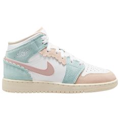 Let your girls ride off for the fun and thrilling times in full bloom with the Jordan Air Jordan 1 Mid SE. Featuring an encapsulated Air-Sole unit in the heel, these shoes provide lightweight cushioning and let your grade-schoolers enjoy their leisure time without any discomfort. Decked out with flowery embroidery, these shoes let your kiddies celebrate their love for nature in a heritage hoop style. Highlighting a Jumpman Air design on the tongue, Jordan Air Jordan 1 Mid SE is a perfect pair fo High Top Nikes, Jordan 1 Pink, Cute Jordans, Air Design, Pink Jordans, Nike Shoes Girls, Cute Nike Outfits, Air Jordan 1 Mid Se, All Nike Shoes