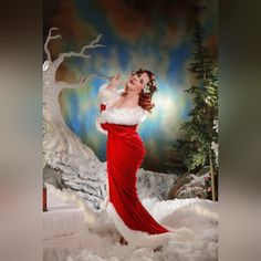 Fit An Xl Body. Rich Red Velvet With White Fur. Dresses Art, Cocoon Dress, White Fur, Pin Up Art, Red Velvet, Red White, Pin Up, Art Photography, Red And White