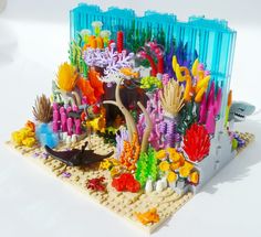 there are many different types of sea life on the legos beach set, including corals and sponges