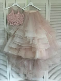 Gonna In Tulle, Lehnga Dress, Kids Dress Wear, Kids Dress Patterns, Indian Gowns Dresses, Kids Designer Dresses, Kids Fashion Dress, Clothes Girl, Indian Gowns