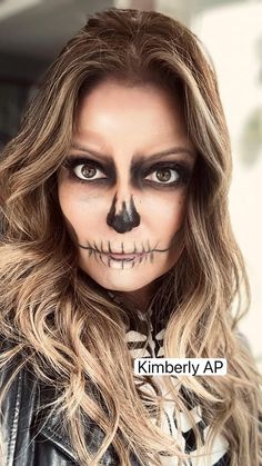 Skeleton Makeup, Skeleton Costume, Zombie Costume, Diy Halloween Costumes Easy, Pirate Costume, Halloween Food, Baddie Makeup, Costume Makeup