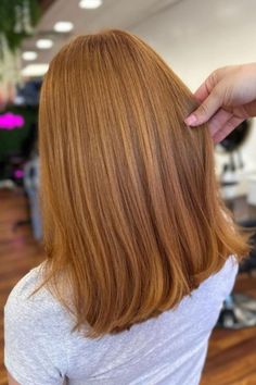 Dimensional Honey Copper Bronde Honey Copper Hair, Golden Copper Hair Color, Golden Copper Hair, Blonde Copper, Golden Hair Color, Dimensional Hair, Dimensional Hair Color, Honey Hair Color, Golden Copper