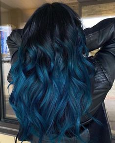 Blue ombre hair is a great way to add a bit of edge to your look without going too crazy with color. It’s a subtle way to add some fun and personality to your hair, and it can be as light or as bold as you want. Whether you’re looking for a new way to wear your blue hair, or you’re thinking about trying blue ombre for the first time, we’ve got you covered. Check out these blue ombre hair ideas for a unique look. Teal Hair Color, Black Hair Balayage, Crimped Hair