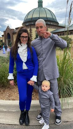 Austin Powers Halloween Costumes Family, Funny Family Costumes For 3, Family Funny Halloween Costumes, Unique Family Costume Ideas, Mini Me Halloween Costume, Funny Family Costumes With Baby, Mini Me Costume, 6 Month Old Costume, Family Of 3 Halloween Costumes Baby Boys