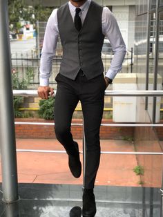 Available Size : 46-48-50-52-54-56Waist Coat material : %65 Cotton , %32 Polyester , %3 Elestan Machine washable : No Fitting : slim-fit Remarks : Dry Clean Only Men Vest Outfits, Vest Outfits Men, Mens Vest Fashion, Fashion Suits For Men, Cotton Vest, Stylish Mens Outfits, Mens Fashion Suits, Business Casual Men, Men Fashion Casual Outfits