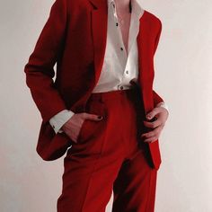 Woman In Suit, Neue Outfits, Woman Suit Fashion, Red Suit, Prom Outfits, Red Outfit, Fancy Outfits, Suit Fashion, Character Outfits