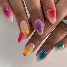 Unghie Sfumate, Aura Nails, Nagellack Trends, Easy Nails, Colorful Nails, Almond Nails Designs, Nailed It