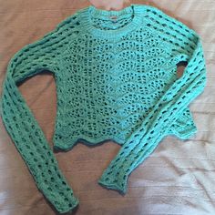 Never Worn! Long Sleeve Crop Crochet Sweater Can Be Worn Fall Or Spring, Scallop Detail On The Bottom Crop Crochet Sweater, Sweaters Crochet, Turquoise Sweater, Crochet Fall, Crochet Crop, Fall Accessories, Long Sleeve Crop, Crochet Sweater, Charlotte Russe