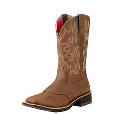 Ariat Cowgirl Boots, Ariat Women, Capsule Wardrobe Casual, Riding Boots Fashion, Cowgirl Fashion, Ariat Boots, Tractor Supply, Boots Womens, Western Boot