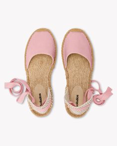 Sandals Aesthetic Summer, Sandals Aesthetic, Espadrilles Outfit, Designer Espadrilles, Espadrilles Flats, Pink Espadrilles, Perfect Summer Day, Colorful Sneakers, Hawaii Trip