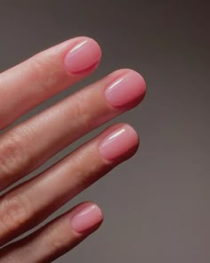 Old Money Nails, Money Nails, Nagellack Trends, Subtle Nails, Pink Nail, Clean Nails, Lily Rose Depp