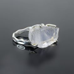 Crystal Quartz Rough Ring- Healing Crystal Ring -Crystal Jewelry- Silver Crystal Ring - Sterling Silver Ring - Clear Quartz Ring-Raw Stone 》D E T A I L S《 ✦Gemstone : Natural Crystal Quartz Rough ✦Metal : 925 Sterling Silver ✦Gemstone Size : 22 x 12 MM Approx ✦Weight : 4.68 Gram Approx ❣❣ Handmade Item ❣❣ **This ring is ready to ship** 》G EM S T O N E D E T A I L《 **Gemstone structure may vary from the image as two gemstones do not have the same structure** If you want to see the picture of gems Clear Quartz Ring, Healing Crystal Ring, Quartz Ring, Rings Simple, Moonstone Ring, Crystal Rings, Clear Quartz, Sterling Ring, Ring Gift