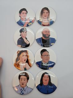 This is a listing for superstore pinback buttons. These are all 2.25 inches each. it is for ONE item. They make great gifts for the fans of this amazing show! contact me if you want to upgrade to tracked shipping. i offer regular shipping by default because unfortunately, the shipping prices in Canada are high. for tracked it will cost around 8-12 CAD$ depending where you are in the world. Modern Family Funny, Family Funny, Fun Fun, Very Funny Pictures, Cloud 9, Pinback Buttons, Coraline, Modern Family, Gift Accessories