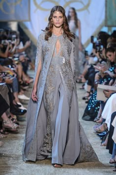 Elie Saab Haute Couture, Elie Saab Fall, Elie Saab Couture, Collection Couture, Salwar Kamiz, فستان سهرة, High Fantasy, Gorgeous Gowns, Fantasy Fashion