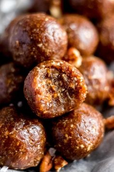 healthy vegan, 4 ingredient pecan pie balls are the perfect treat for any occasion