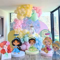 Decoração princesas da Disney .
Balões orgânicos cores pastel Baby Princess Party, Disney Princess Theme Party, Disney Princess Theme, Decoration For Party