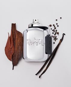 Coach Platinum is a dynamic yet warm fragrance for a daring and magnetic man. Coach Fragrance, Black Pepper Oil, Warm Fragrance, Coach Men, Woody Fragrance, Beauty Gift Sets, Fragrance Collection, Watches Jewelry, Beauty Gift