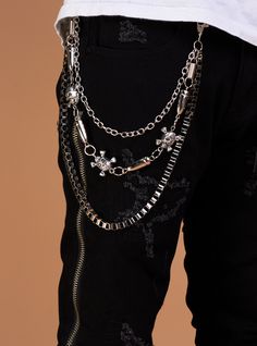 Upgrade your denim game with the Politics Chain Bullets And Skulls in Silver . This durable and stylish accessory is the perfect addition to any pair of jeans. Chain On Jeans, Chain Jeans, Jeans Chain, Pant Chains, Couture Looks, Stylish Accessories, Ups, Couture, Black And White