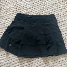 Brand New Without Tags Size 2 Lululemon Black Tennis Skirt. Lululemon Skirts, Anna Claire, Lulu Skirt, Black Tennis Skirt, Dream Things, Lululemon Skirt, Xmas 2024, Christmas Board, Tennis Skirts