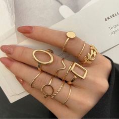 Material: Copper Ring Sizes Between 6-8 Top Rated Seller Quick Shipper Open To Offers 1800+ Listings Sold Nails And Henna, Hands With Rings, Shein Jewelry, Stylish Jewelry Accessories, Chunky Gold Jewelry, Gifts Wishlist, Rings Set For Women, Hand Jewelry Rings, Xoxo Jewelry