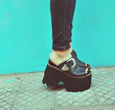 Heels & Wedges, Grunge Fashion