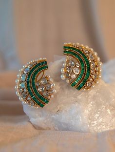 Gold Tops For Women, Emerald Earrings Indian, Diamond Kada, Silver Bracelet Designs, Embroidery Accessories, Gold Tops, Jewellery Women, Bride Jewelry Set