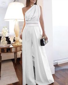 Semi Formal White Outfit, Formal White Outfit, Mob Outfit, Aesthetic Dress Outfit, Street Beat, Woman Suit Fashion, Dress Aesthetic, فستان سهرة