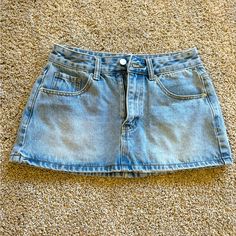 Size 4 (Small) Never Worn! Mid Rise Length Low Rise Jean Skirt, Mini Skirt Jeans, Mini Jeans Skirt, Billie Concert, Random Wishlist, Fall Thrift, Shein Skirts, Mini Jean Skirt, Wishlist Ideas