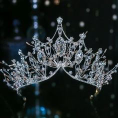 Luxury Diverse Silver Color Crystal Bridal Tiaras Crown Rhinestone Pageant Diadema Collares Headpieces Wedding Hair Accessories Diamond Quince Crown, Crowns And Tiaras Royalty, Xv Crowns, Pretty Tiaras, Quince Tiaras, Crowns For Quinceanera, Tiara Aesthetic, Quinceanera Crowns, Princess Tiaras