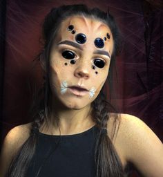 Moth Halloween Costume Makeup, Insect Inspired Makeup, Moth Man Makeup, Moth Costume Makeup, Bug Makeup Halloween, Bug Makeup Looks, Bug Eyes Makeup, Bug Inspired Makeup