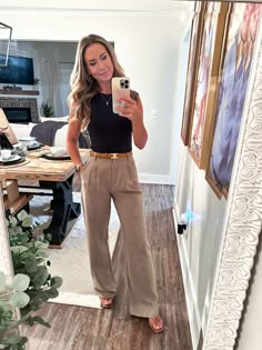 Cool Casual Work Outfits Women, Hot Day Business Casual, Business Casual Outfits For Women Attorney, How To Dress Up Casual Outfits, Women’s Professional Summer Outfits, Work Wear Inspo Women, Business Casual Outfits For Women Khakis, Women Work Fashion Professional, 2024 Buisness Casual