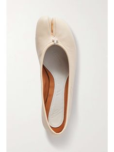 MAISON MARGIELA Tabi split-toe leather ballet flats Tabi Ballet Flats, Tabi Flats, Margiela Tabi Ballerina, Maison Margiela Tabi Ballet Flats, Tabi Shoes Margiela, Japanese Socks, Maison Margiela Tabi, Margiela Tabi, Tabi Shoes