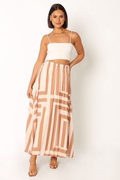 Elke Pleat Midi Skirt - Tan High Waisted Midi Skirt, Skirts Midi High Waisted, High Waist Fashion, Skirt Midi, Style Skirt, Dresses By Length, Pleated Midi Skirt, Fall Looks, Stripes Design