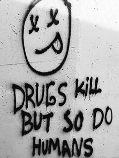 Graffiti Aesthetic, Graffiti Quotes, Aesthetic Emo, Wallpaper Gallery, Puff And Pass, Deep Thought Quotes, Quote Aesthetic, Pretty Words, Pretty Quotes