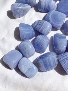 Crystal Vibes, Baby Blue Aesthetic, Crystal Aesthetic, Bleu Pastel, Wallpaper Pastel, Spiritual Crystals, Pretty Rocks, Cool Rocks, Aesthetic Colors