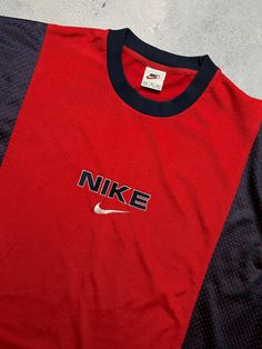 This Nike tee is a true gem for every fan of retro fashion. The vintage 90s Nike Central Logo Swoosh T-shirt in XL size features a bold red color with the iconic Nike logo as the accent. It is a classic regular fit t-shirt perfect for any casual occasion. The shirt is designed for men and belongs to the T-Shirts category under Men's Clothing. It is also categorized under Shirts and Clothing, Shoes & Accessories. The tee has a USA, 80s, and 90s theme and would be a great addition to any retro-ins Logos, Nike In The 90s, Retro Outfits 90s Men, 90s T Shirts, Retro Outfits 90s, Nike Outfits Men, Retro Inspired Outfits, Blurry Pics, Central Logo