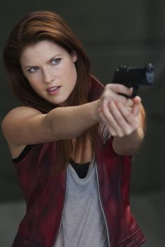 Resident Evil Afterlife, Kristen Stewart Twilight, Resident Evil Movie, Resident Evil Alice, Resident Evil Girl, Claire Redfield, Ali Larter, Cyberpunk Girl, Milla Jovovich