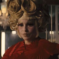 Effie Trinket Bubblegum Goth, Phoebe Buffay, Game Icon, Mockingjay, Iconic Characters