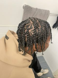 Locs Hairstyles Barrel Twist, Jumbo Two Strand Twists, Rope Twist Men, Afro Fade Haircut, Natural Braid Styles, Invisible Locs, Barrel Twist