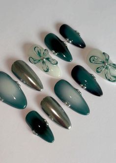 ✴ Hand painted ✴ Reusable ✴ High Quality ✴ Available in different colors, sizes and shapes (on request) IMPORTANT - PLEASE READ BEFORE PURCHASING All sets are made with GEL nail polish. These nails are reusable, if you take it off right. For instruction, please message me Each set comes with 10 handmade press on nails, a mini file, a mini buffer, a cuticle stick, a nail glue, Double Sided Adhesive Tape Glue, Alcohol Pad 1. Measurements Please measure your own nail and find your size from our pic Kawaii Nail Art Designs, Short Pink And Green Nails, Black Designed Nails, Grunge Green Nails, Simple Pattern Nails, 3d Gel Nail Designs, Cool Green Nails, Goth Nails Simple, Green Christmas Tree Nails