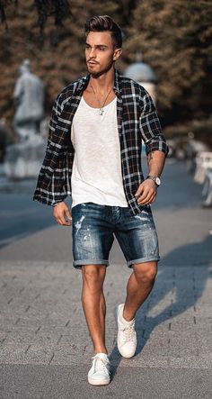 Denim Shorts Outfit Ideas Black Denim Shorts Outfit, Black Jean Shorts Outfit, Blue Shorts Outfit, Shoes With Shorts, Flannel Outfits Men, White Shorts Outfit, Denim Shorts Outfit, Shirt Outfit Men