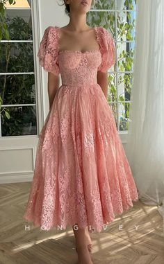 L1422 - Elegant A-Line Empire Square Short Sleeve Illusion Floral Part Elegant Dresses Classy, Floral Party, Fairytale Dress, Styl Boho, Modest Fashion Outfits, Glam Dresses, Mode Inspo, Evening Dresses Prom, Fancy Dresses