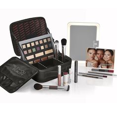 Mirabella's Essential Artist Kit shown with rechargeable LED Mirror & makeup organizer housing professional-grade, gluten-free makeup. Cosmetology Kit, Mirror Bag, Makeup Kits, Cosmetology School, Makeup Artistry, Free Education, Professional Makeup Artist, Selling Products, Led Mirror