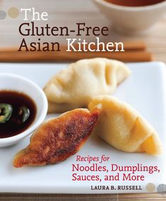 Gluten-Free Asian Braised Short Ribs - The Cook's Cook Recipes For Noodles, Cooking With Coconut Flour, Cookies Sans Gluten, Dog Cake Recipes, Gluten Free Cookbooks, Asian Kitchen, Dipping Sauces, Gluten Sensitivity, Gluten Free Eating