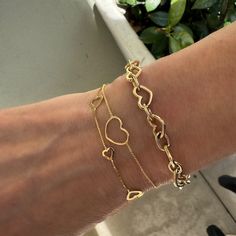 Feel the love with our Heart Link Bracelet! Even the clasp is in a heart shape. We love how subtle the hearts are. 14k Yellow Gold 7" in length Heart shape lobster clasp LSC Wine Ring, Ring Bracelet Chain, Woven Bracelets, Chain Ring, Gemstone Bracelets, Ring Bracelet, Pearl Bracelet, Heart Shape, A Heart